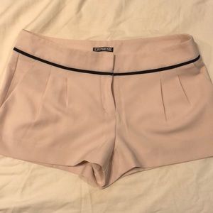 Pale pink express shorts